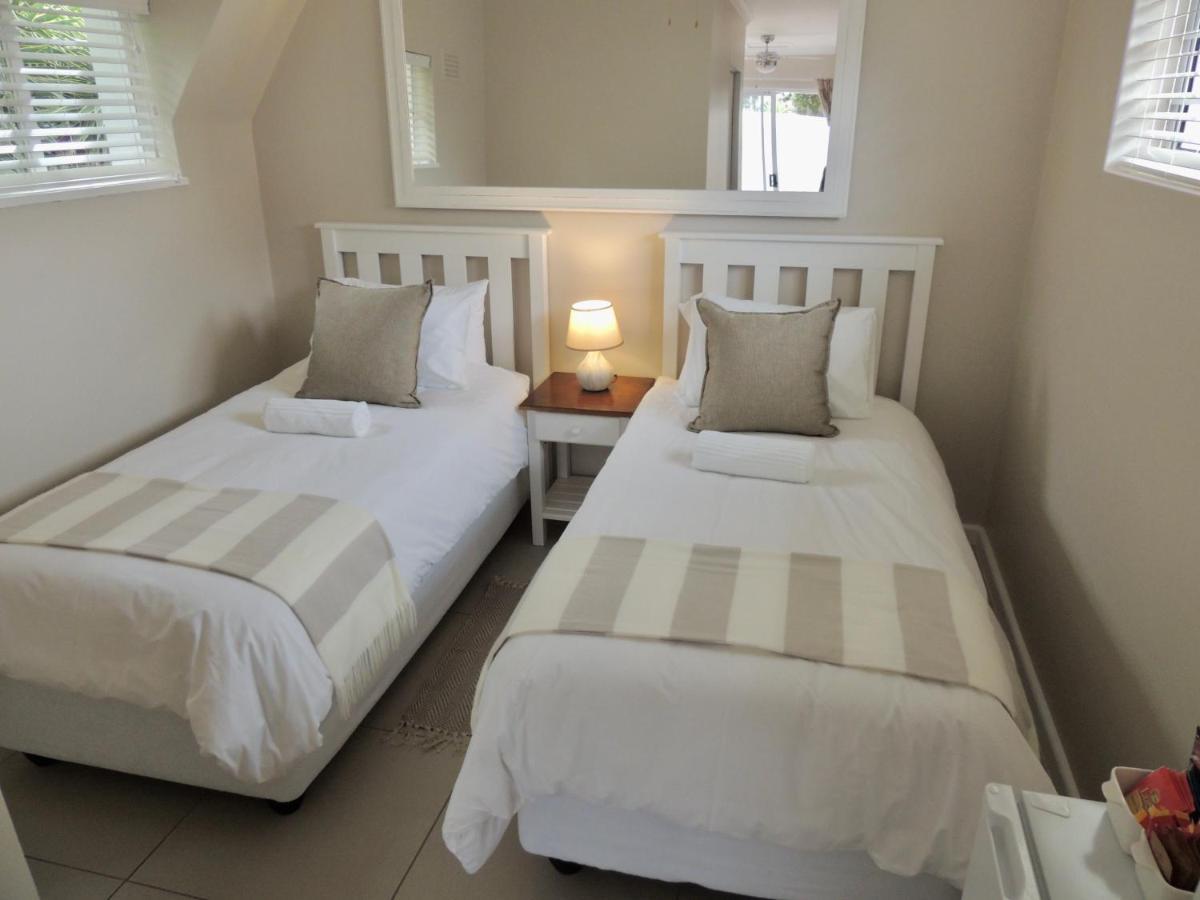 La Mer Guesthouse Порт-Элизабет Экстерьер фото